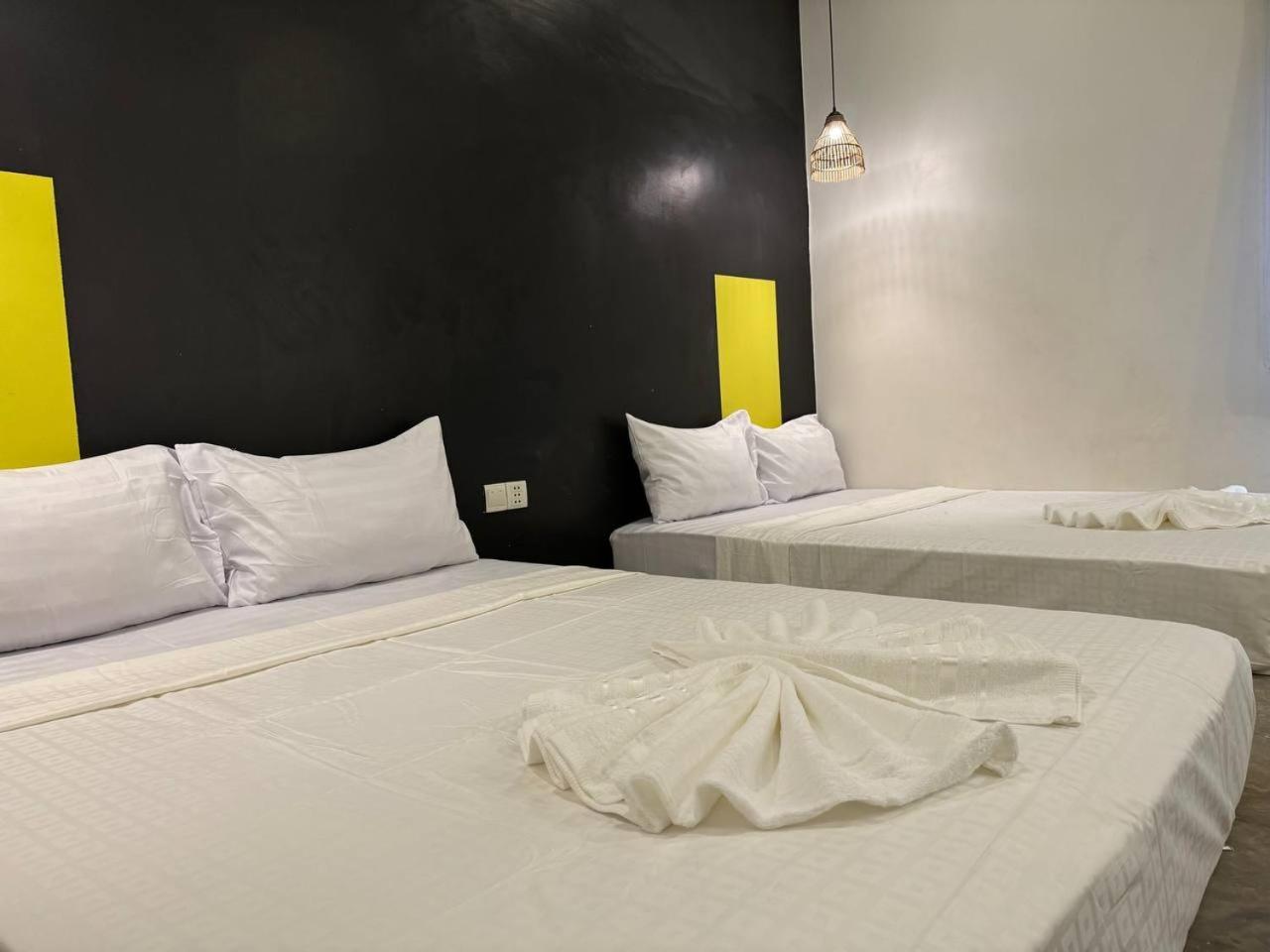 The Hive Hotel Siem Reap Extérieur photo