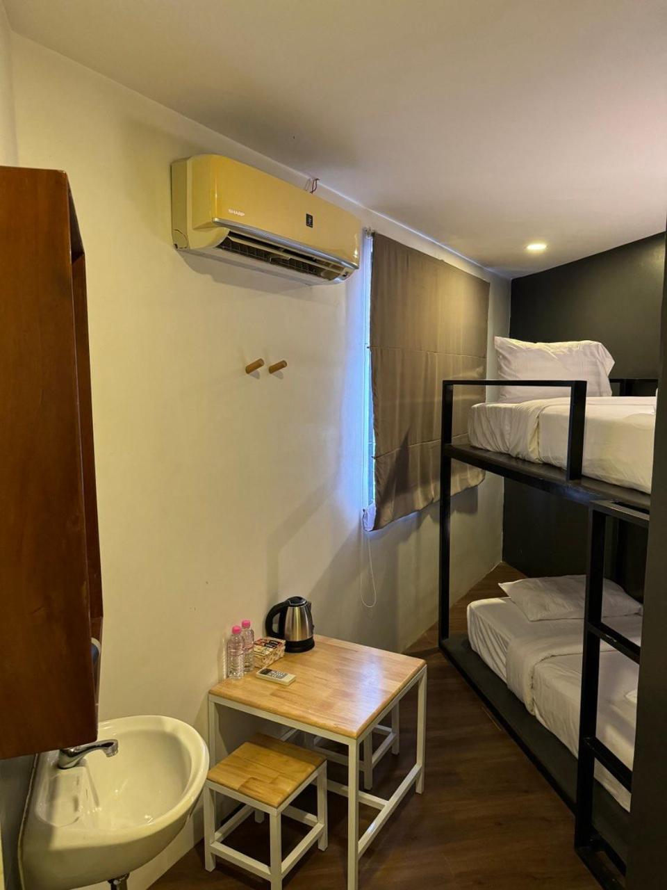 The Hive Hotel Siem Reap Extérieur photo