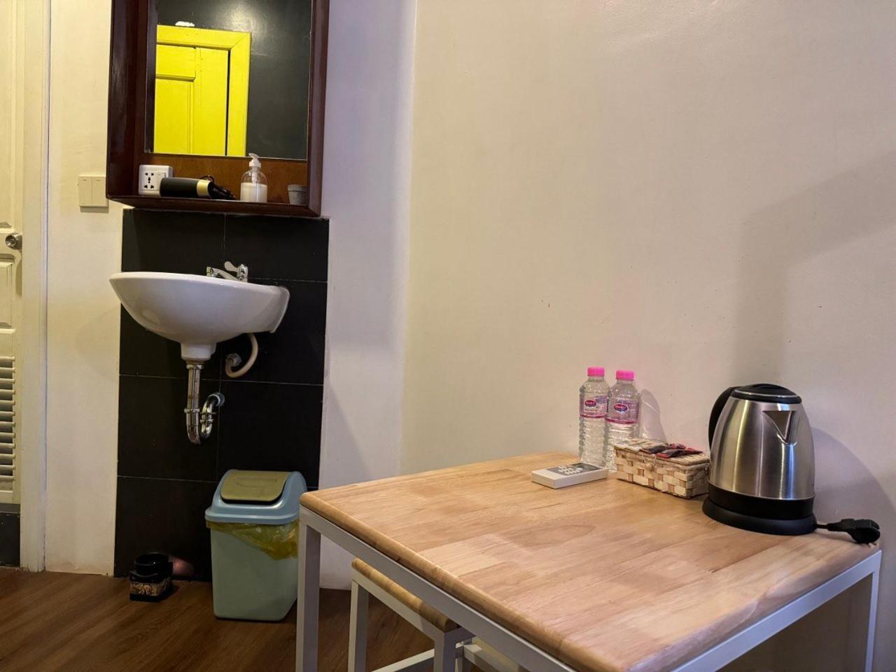 The Hive Hotel Siem Reap Extérieur photo