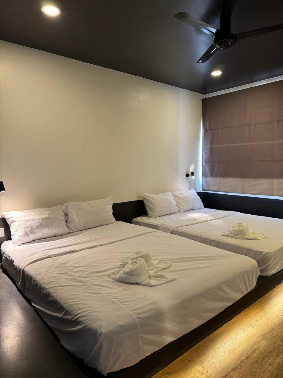 The Hive Hotel Siem Reap Extérieur photo