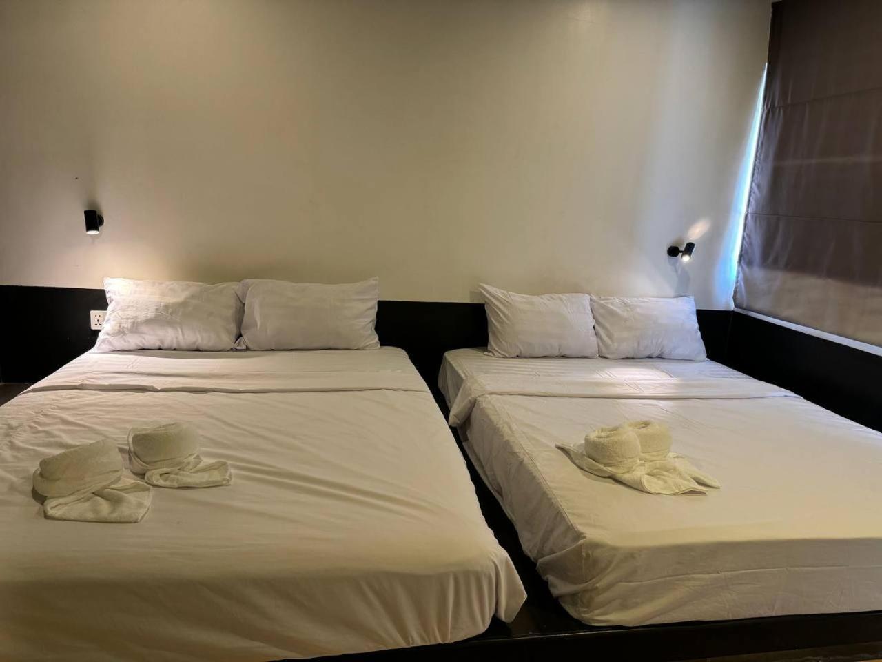 The Hive Hotel Siem Reap Extérieur photo